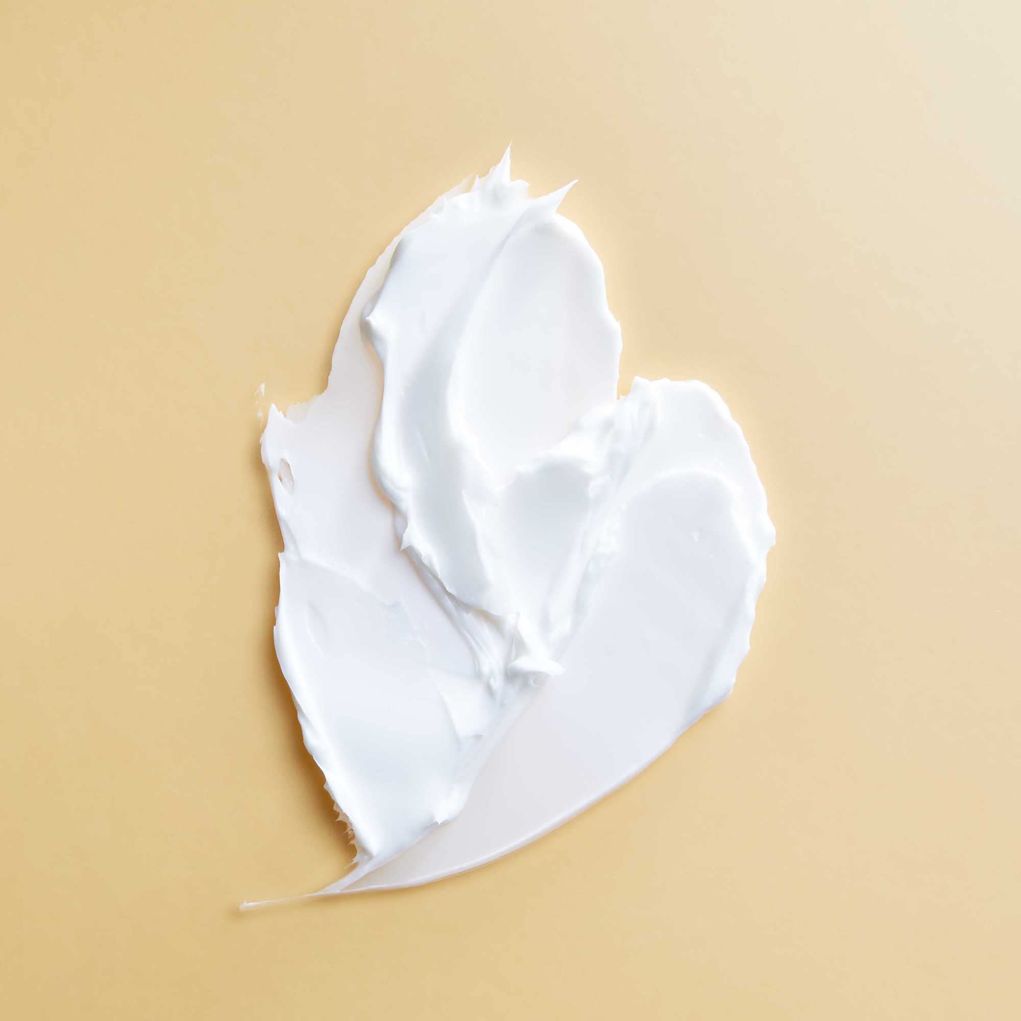 Pattern Beauty heavy conditioner bottle with rich hydration formula for curly hair, designed for deep moisture and curl definition.